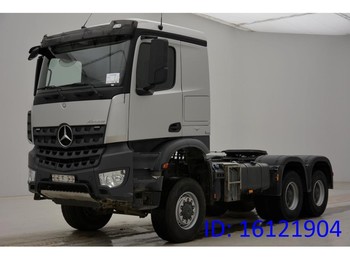 Sattelzugmaschine Mercedes-Benz Arocs 3345AS - 6x6: das Bild 1
