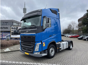 Sattelzugmaschine Volvo FH: das Bild 1