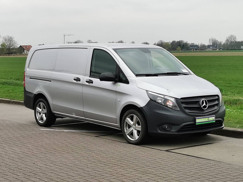 Kleintransporter Mercedes-Benz Vito 114 l2 airco automaat!: das Bild 6