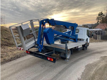 Nissan Cabstar 35.11 4x2 mit neuwertiger 21m Gelenkarbeitsbühne - Kastenwagen: das Bild 2