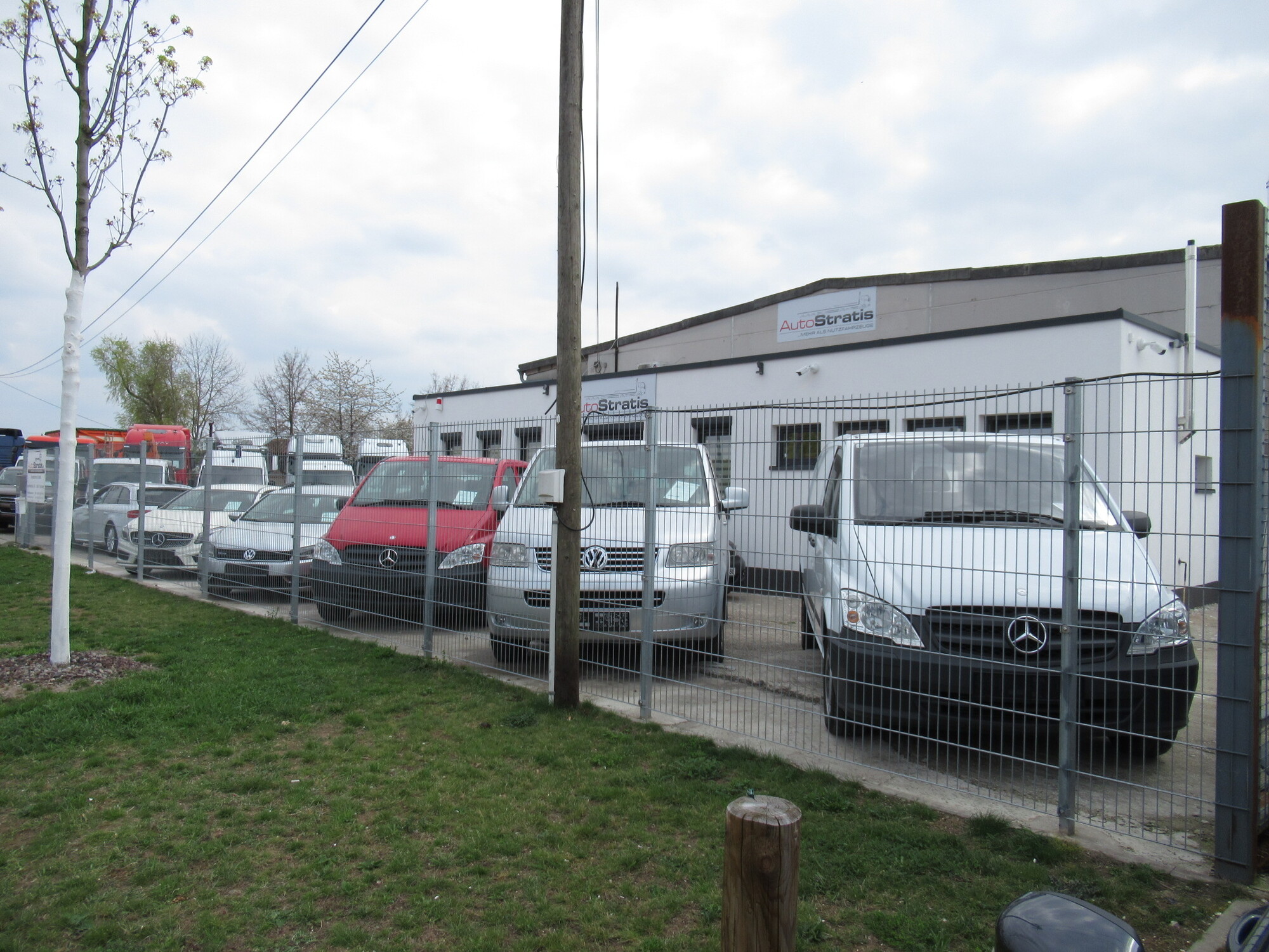 AutoStratis - IVECO Transporter - Euro 6, Ladebordwand undefined: das Bild 4