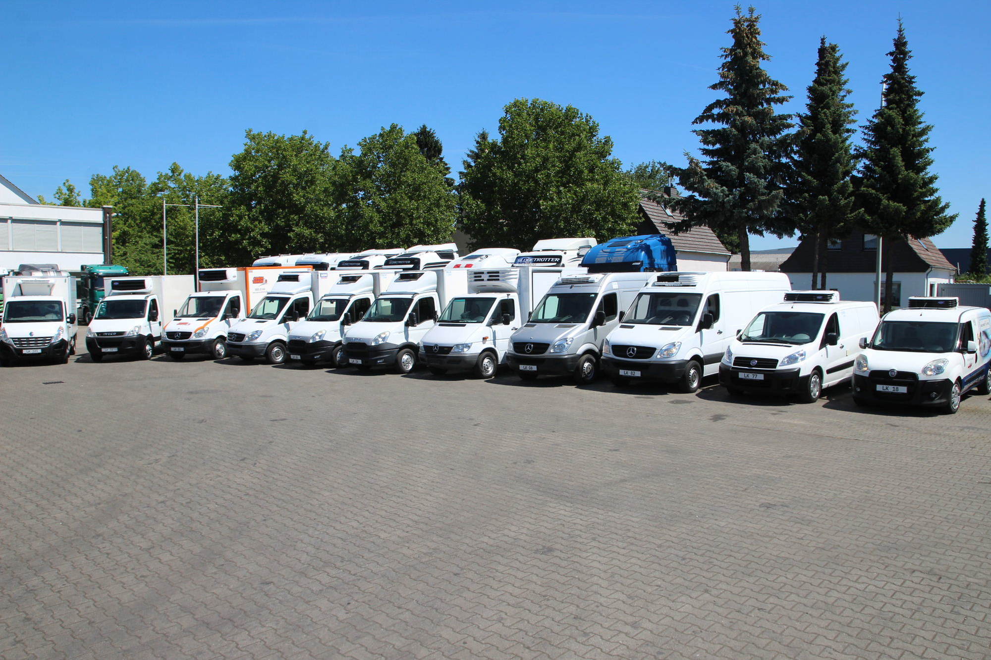 Yourtrucks GmbH - Angebote zu verkaufen undefined: das Bild 4