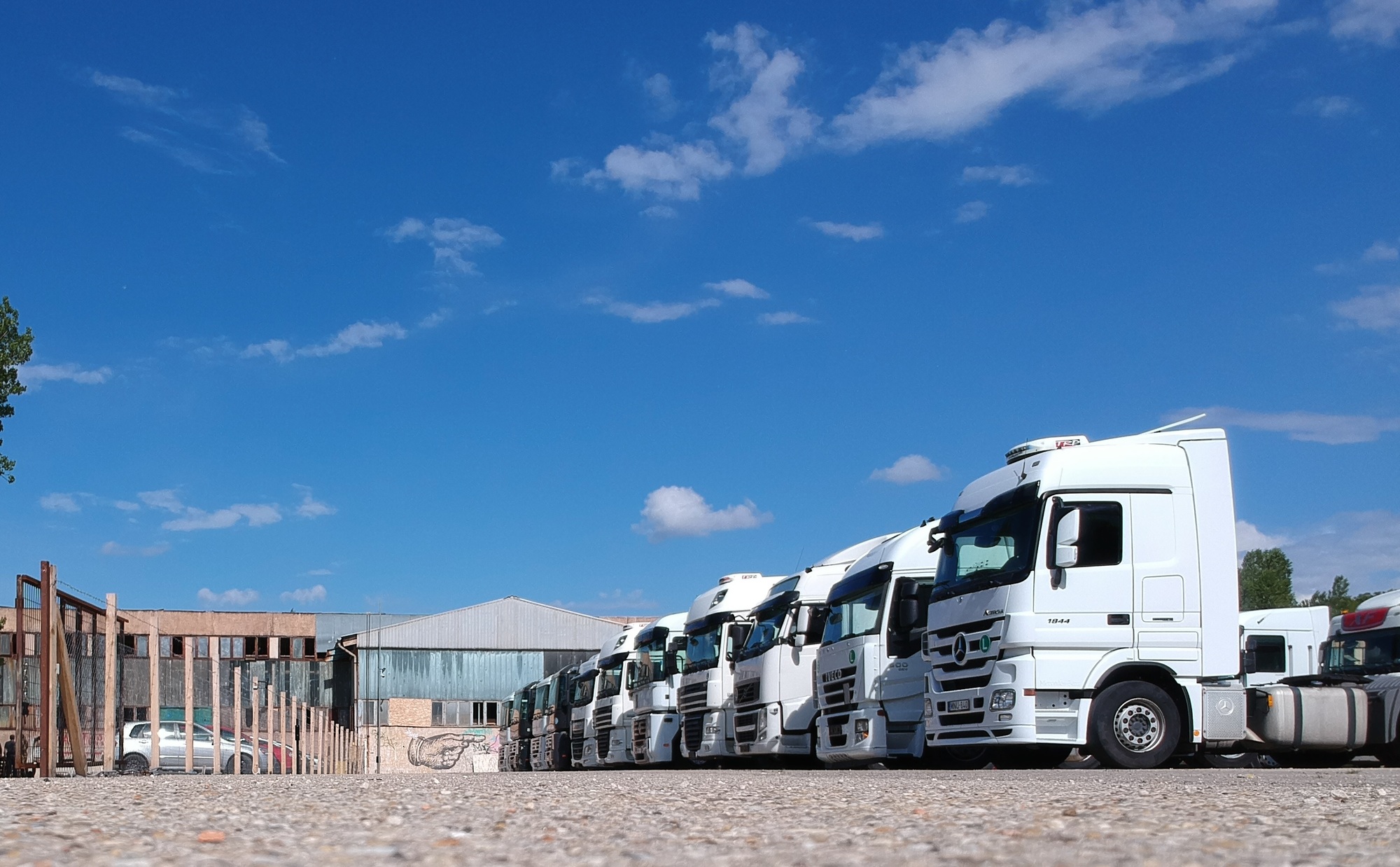 IB Trading Zrt. undefined: das Bild 2