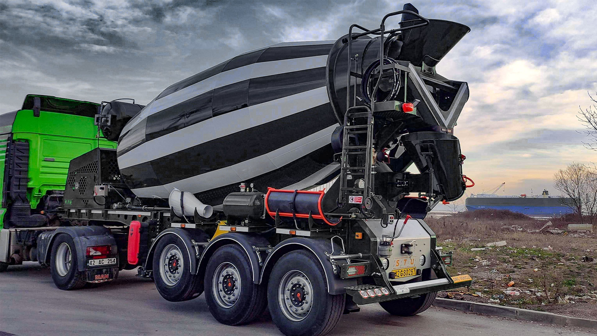 STU TRAILER DORSE ITHALAT IHRACAT LTD. STI. - Baumaschinen undefined: das Bild 11