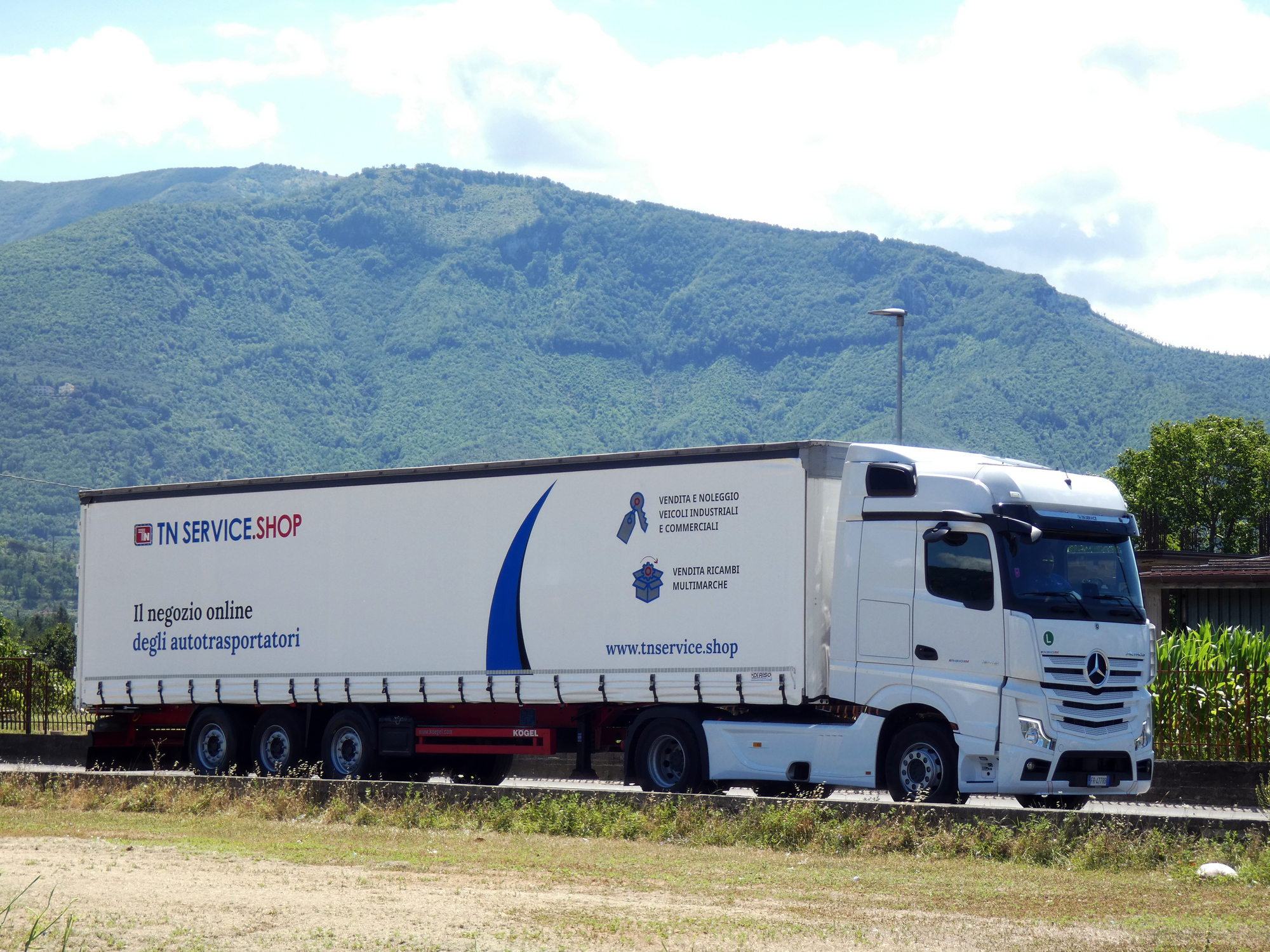 TN Service srl - Auflieger undefined: das Bild 14