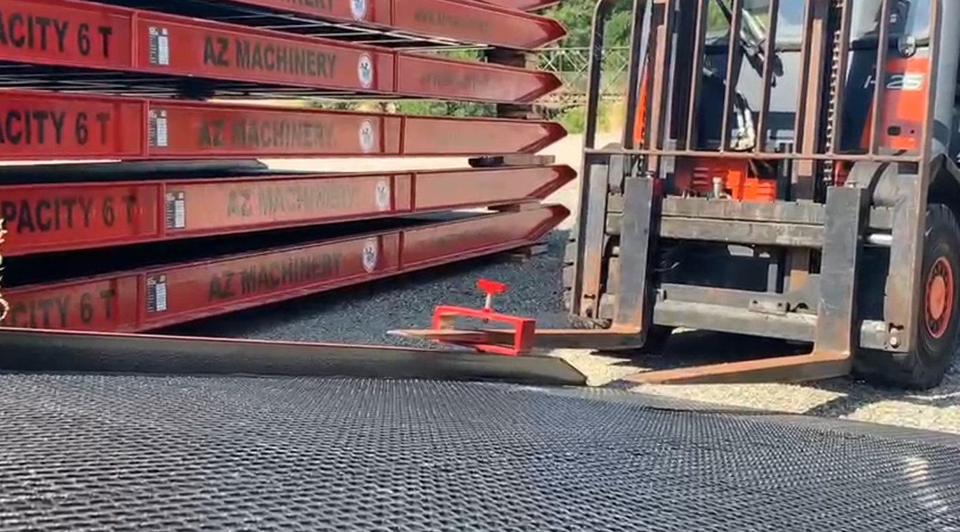 SARL AZ MACHINERY undefined: das Bild 23