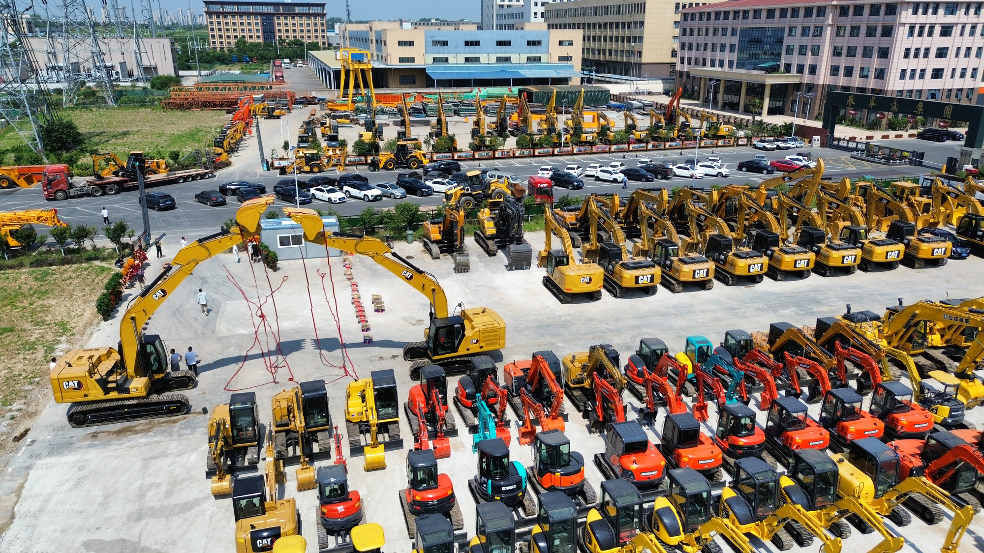 Toaks International Trading Company - SINOTRUK LKW - China undefined: das Bild 1