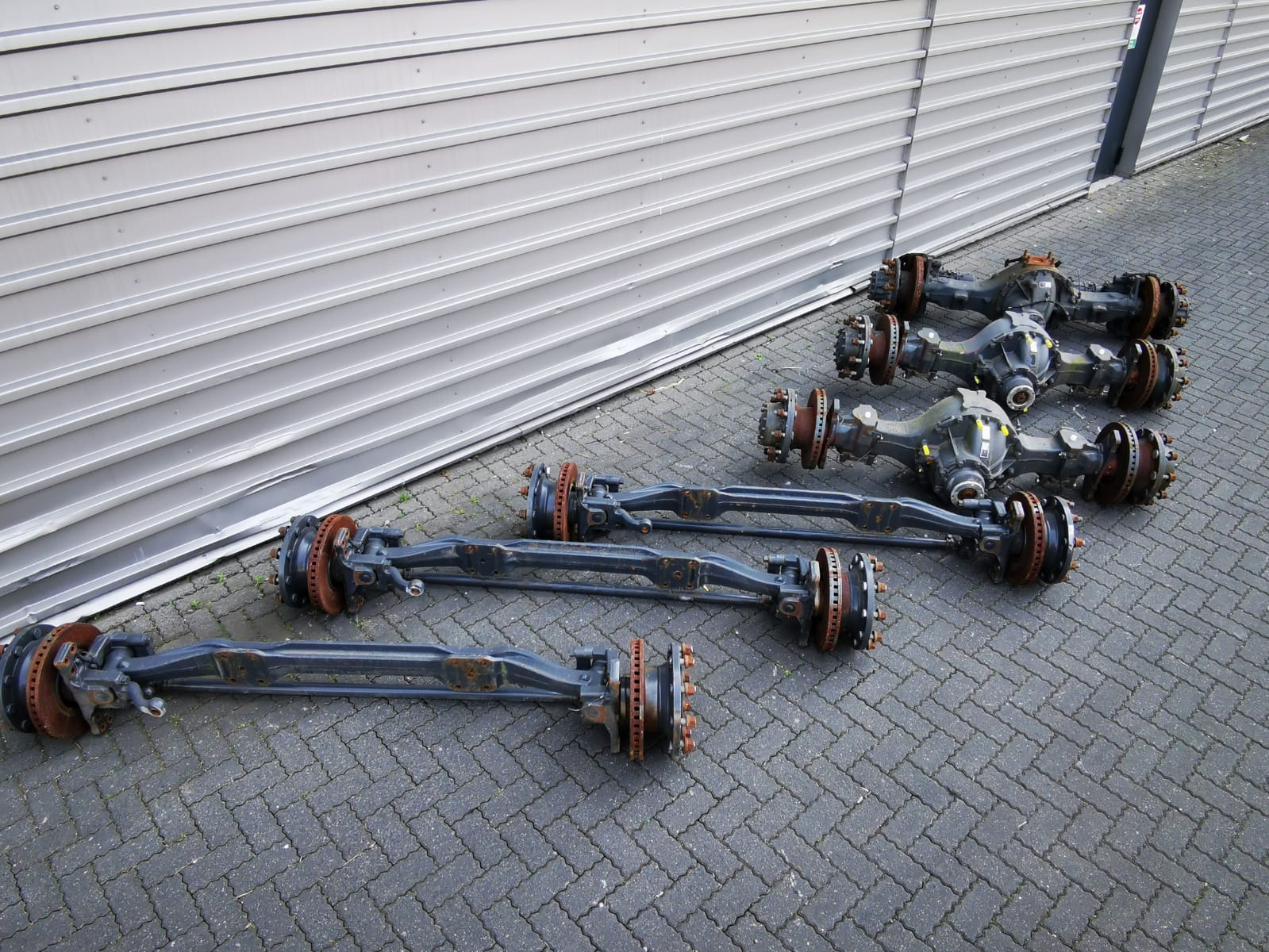 BAS PARTS & TYRES B.V. undefined: das Bild 11
