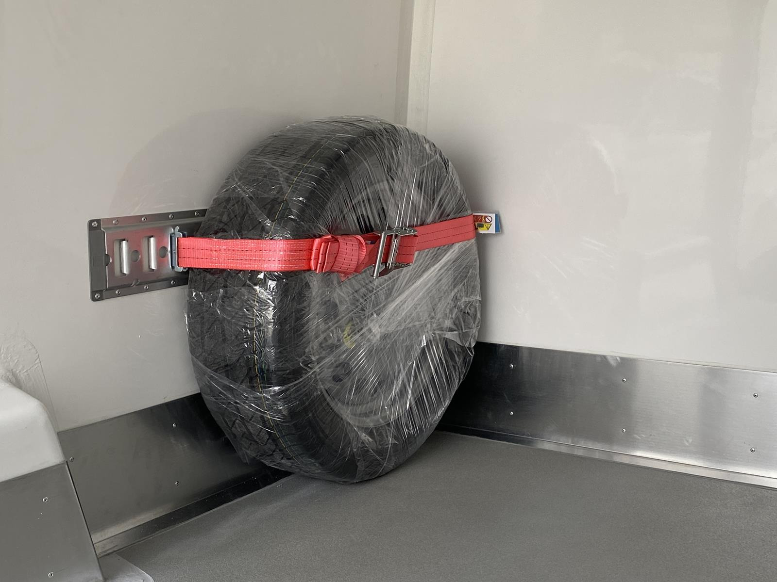 RINZ ROS d.o.o. (GmbH) - Transporter undefined: das Bild 45