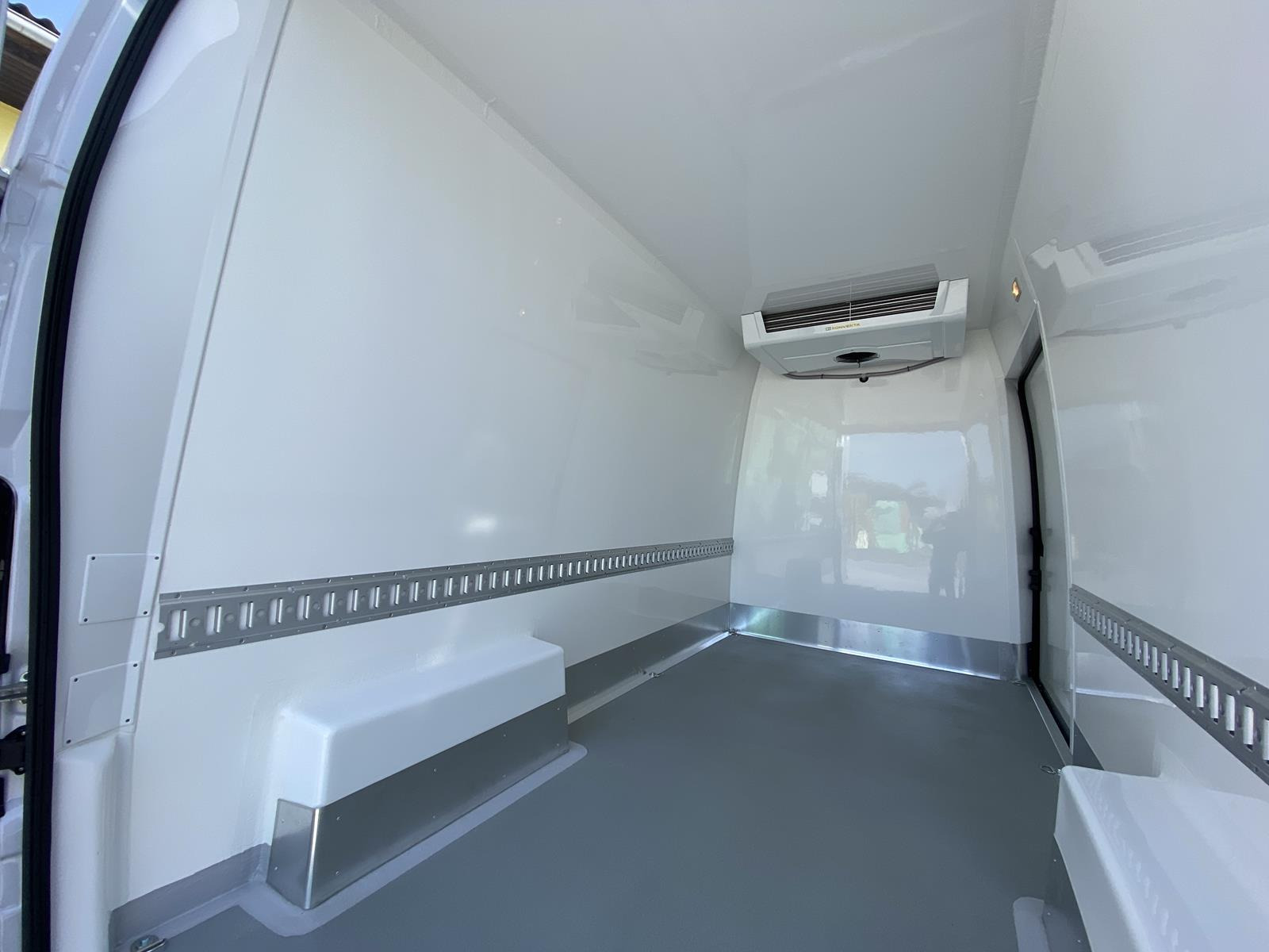 RINZ ROS d.o.o. (GmbH) - Transporter undefined: das Bild 20