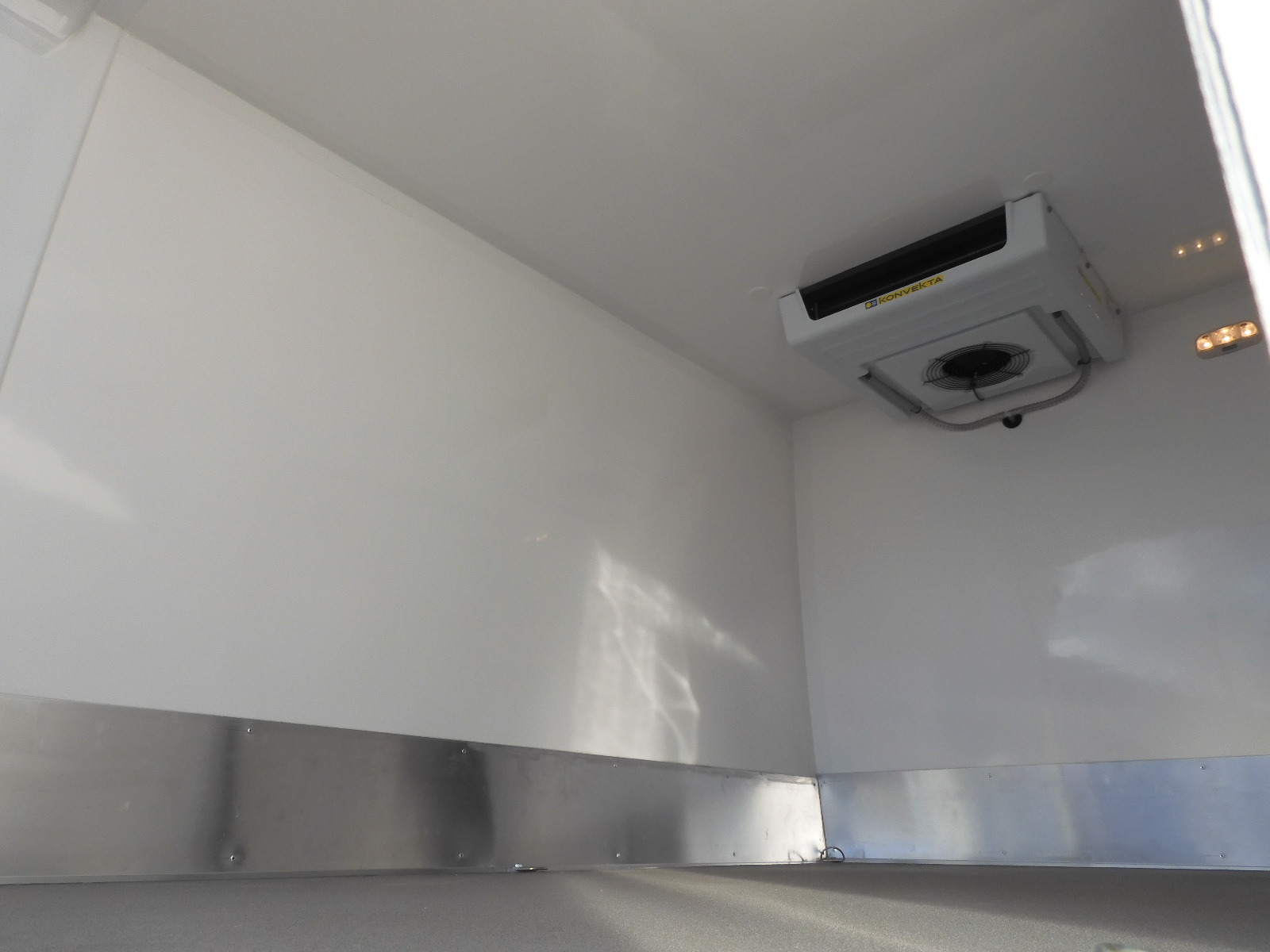 RINZ ROS d.o.o. (GmbH) - Transporter undefined: das Bild 54