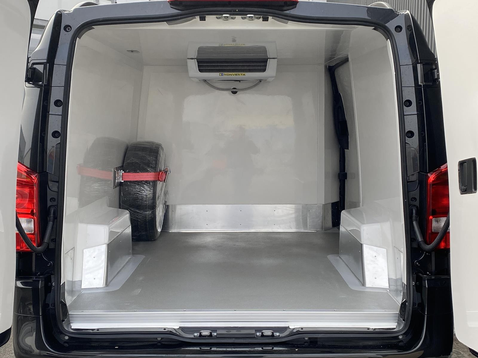 RINZ ROS d.o.o. (GmbH) - Transporter undefined: das Bild 44