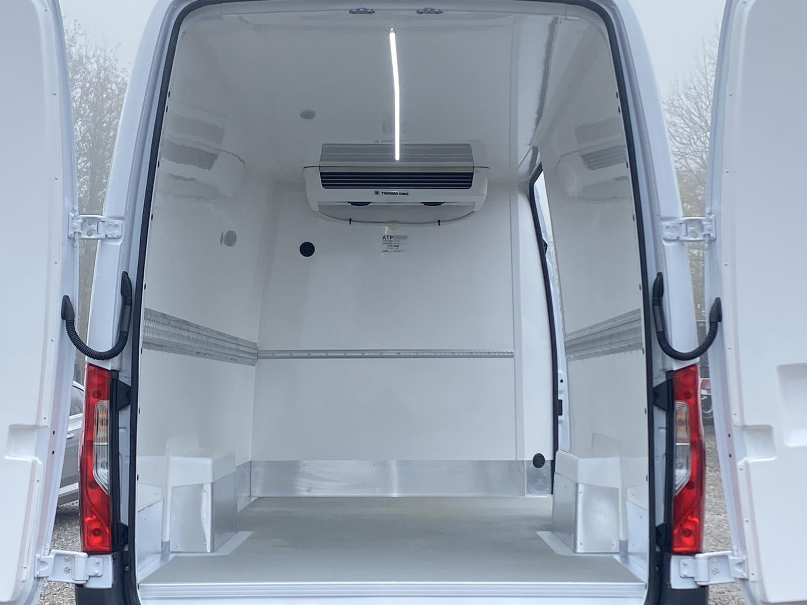 RINZ ROS d.o.o. (GmbH) - Transporter undefined: das Bild 2