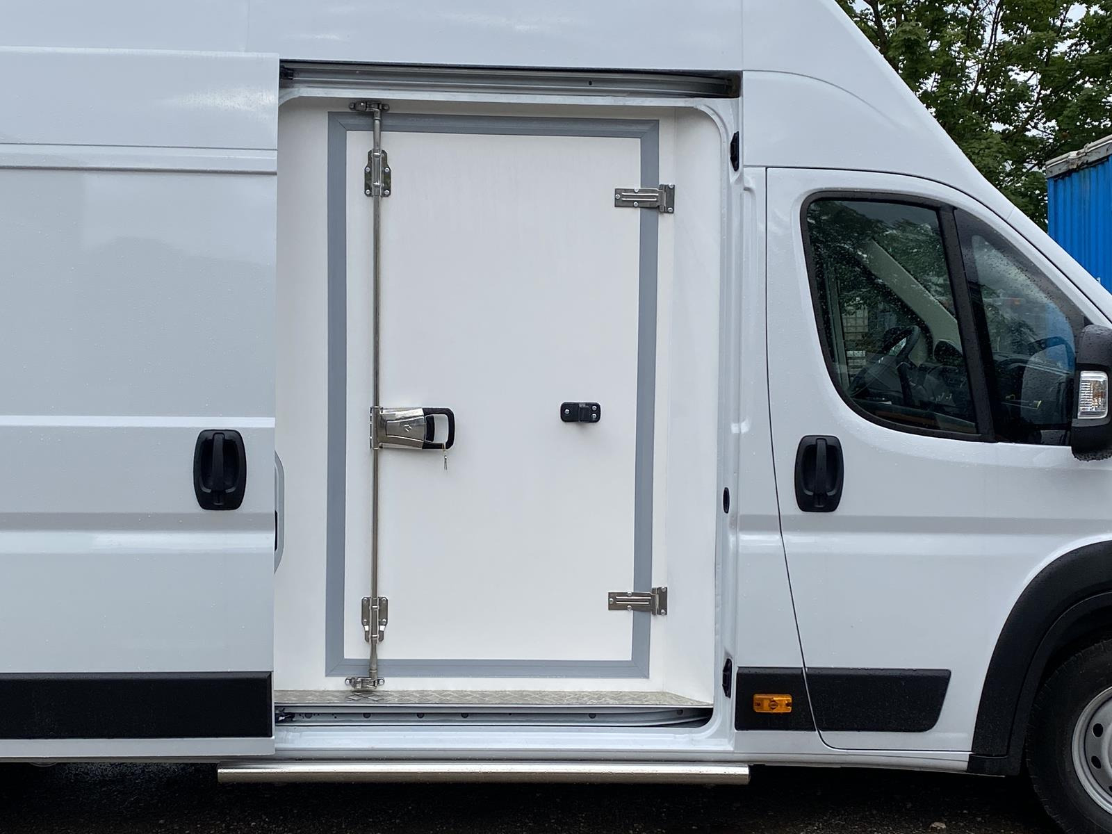 RINZ ROS d.o.o. (GmbH) - Transporter undefined: das Bild 25