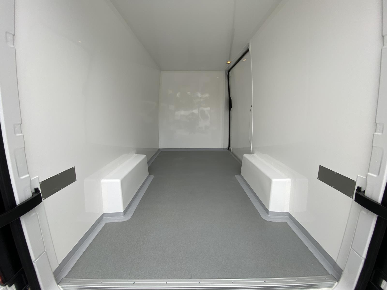 RINZ ROS d.o.o. (GmbH) - Transporter undefined: das Bild 31