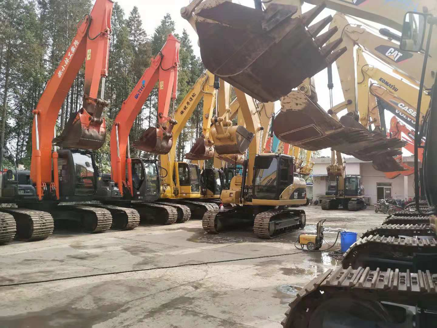 Shanghai Walila Engineering Machinery Co., Ltd. - KOBELCO Baumaschinen - Jahr: 2023 undefined: das Bild 9