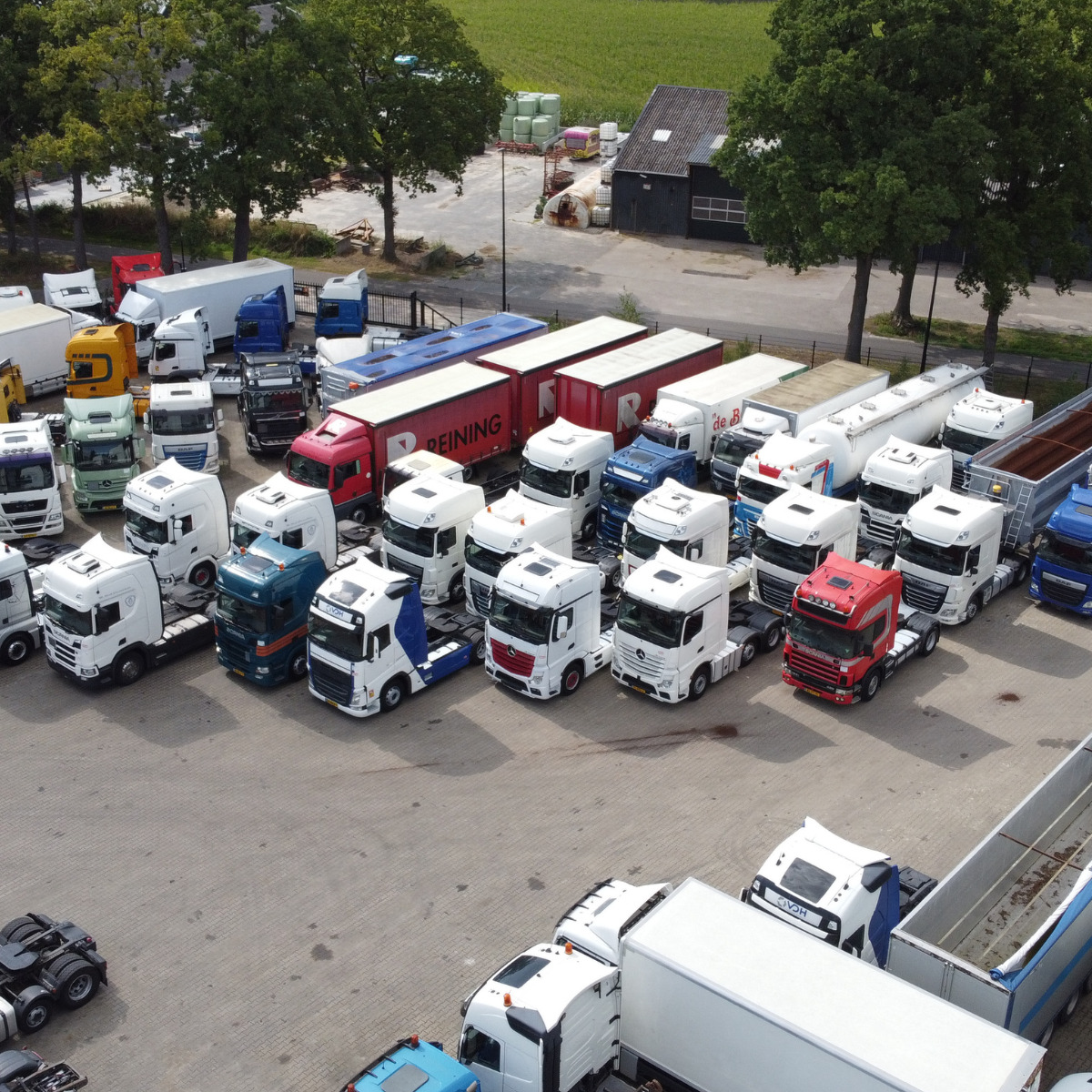 Hesselink Trucks B.V. - Wohnmobile - Getriebe: Schaltgetriebe undefined: das Bild 9