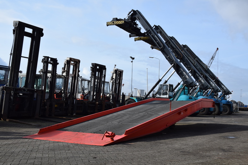 MTC Forklifts b.v. - Anbauteile undefined: das Bild 6