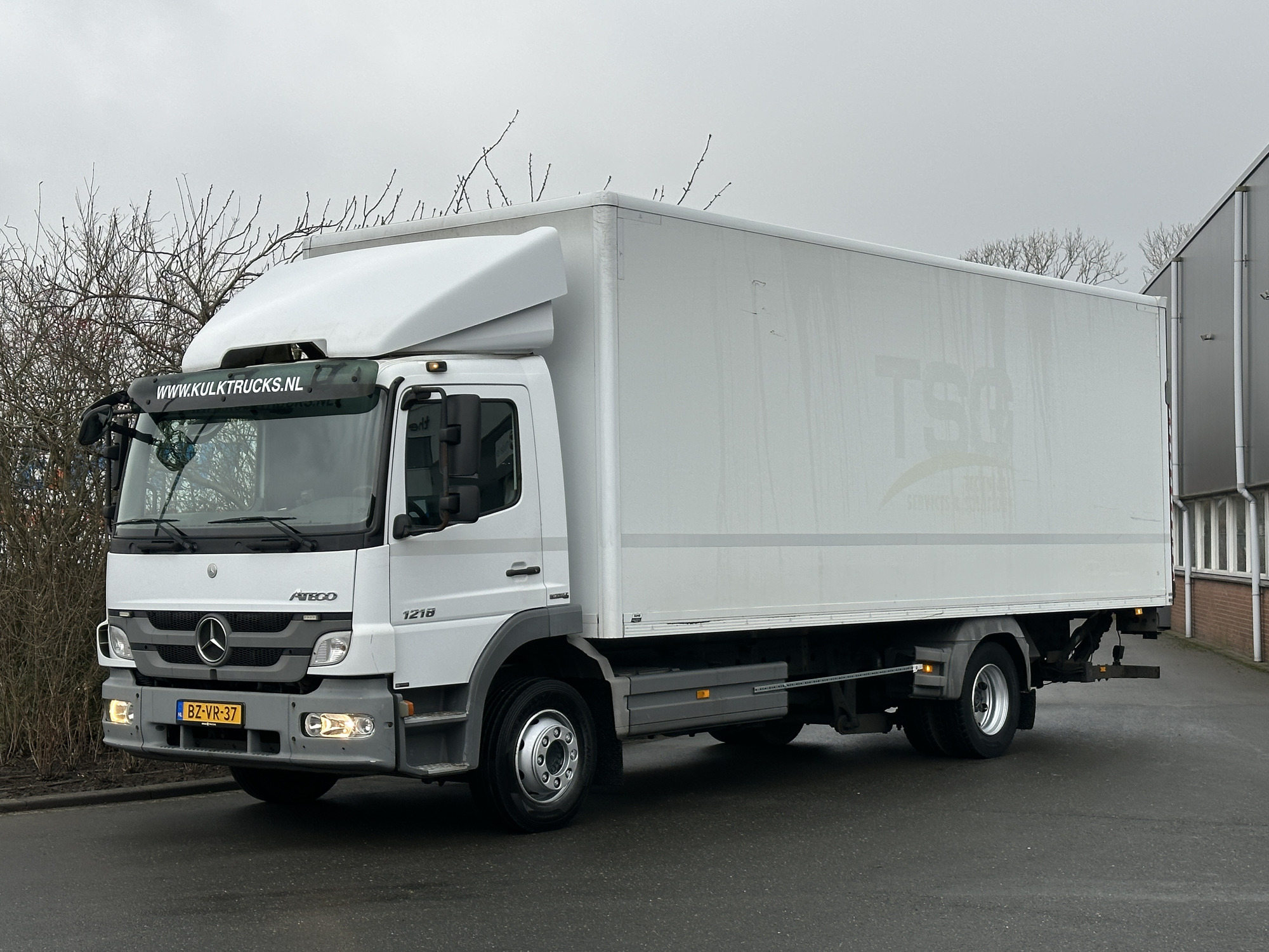 Kulk Trucks - MERCEDES-BENZ Transporter - Neu, Euro 6, Klimaanlage undefined: das Bild 38