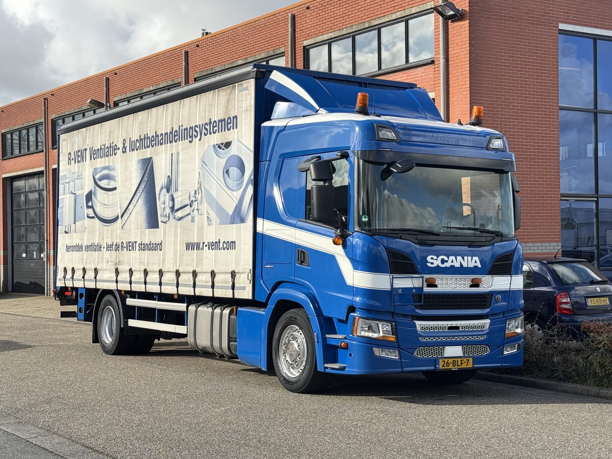 Kulk Trucks - MERCEDES-BENZ Transporter - Neu, Euro 6, Klimaanlage undefined: das Bild 26