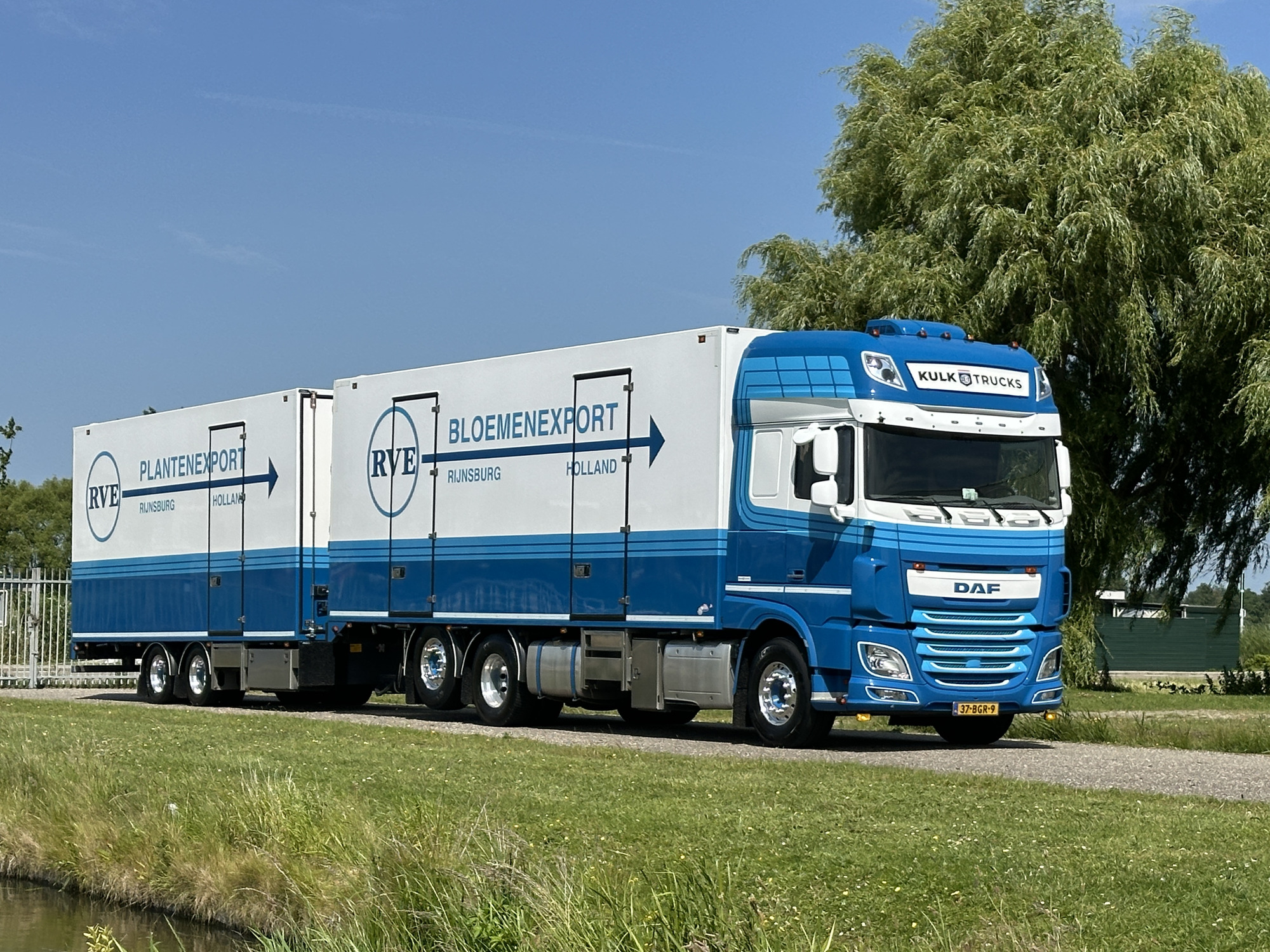 Kulk Trucks - MERCEDES-BENZ Transporter - Neu, Euro 6, Klimaanlage undefined: das Bild 2