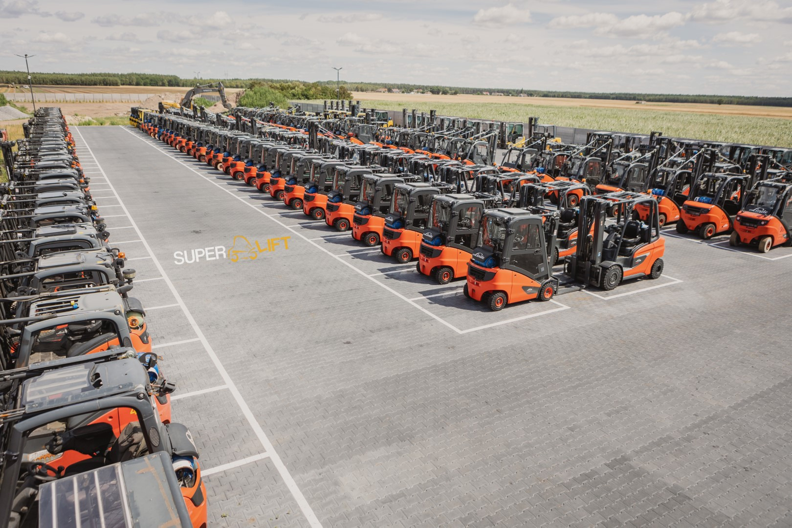 SUPERLIFT - Angebote zu verkaufen undefined: das Bild 5