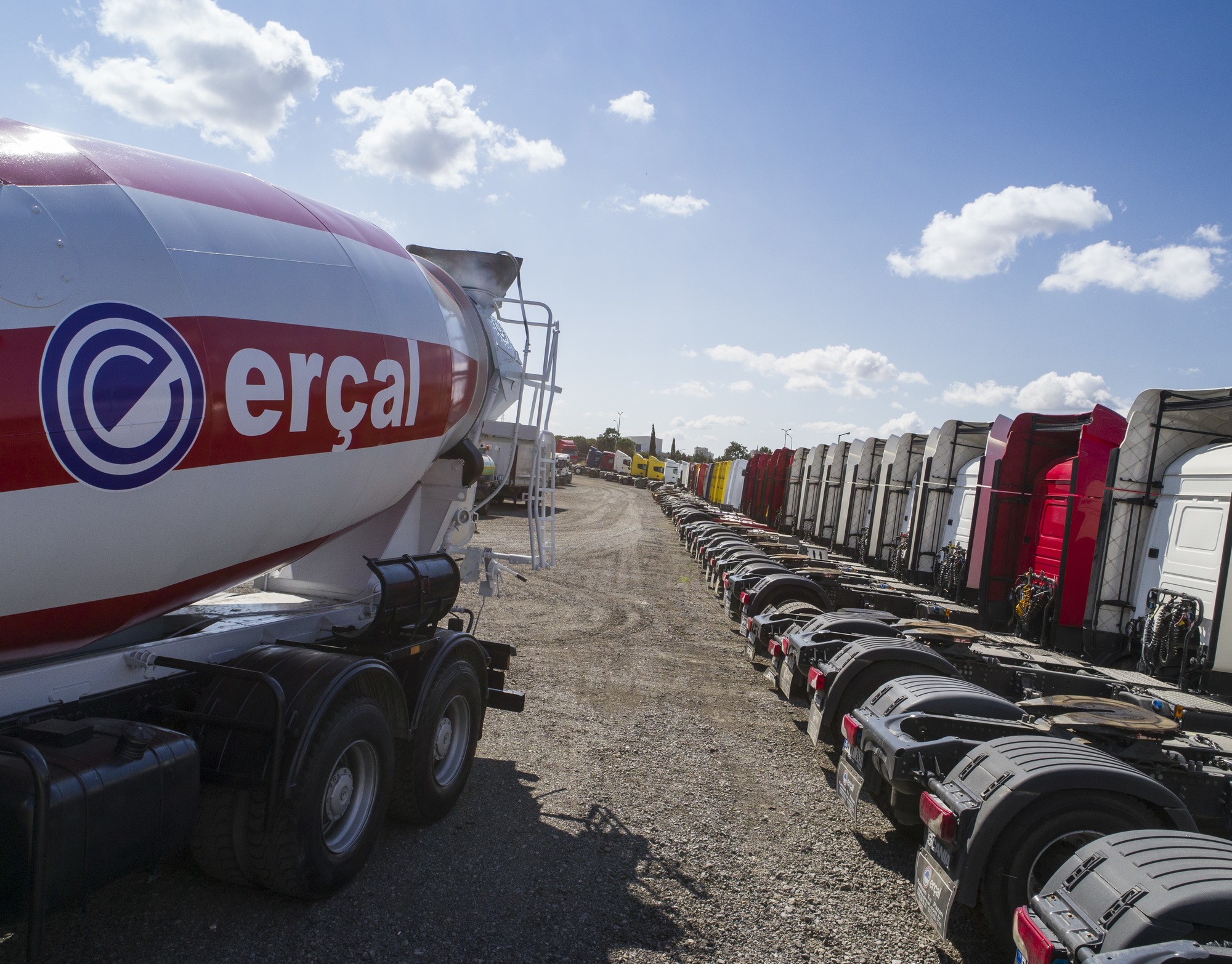 ERCAL TRUCKS - Baumaschinen - Jahr: 2020 undefined: das Bild 4