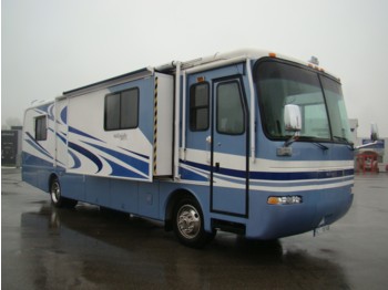 Camper Van MONACO KNIGHT: das Bild 1