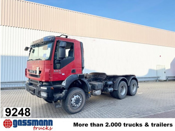 IVECO Trakker Fahrgestell LKW