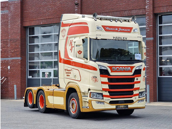 SCANIA R 580 Sattelzugmaschine