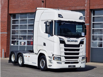 SCANIA S 580 Sattelzugmaschine