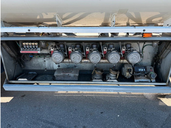 Tankanhänger HMK Bilcon 27.000 l. ADR 5 compartment: das Bild 5