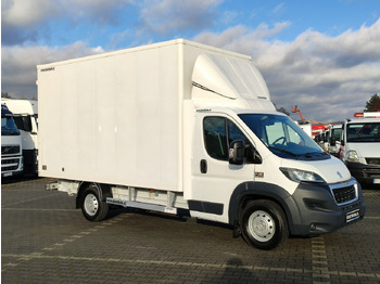PEUGEOT Boxer Koffer Transporter