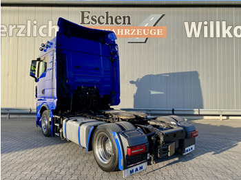 Sattelzugmaschine MAN TGX 18.510 4x2 LL / Lowliner: das Bild 4