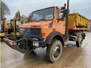 Kommunal-/ Sonderfahrzeug, Pritsche LKW Unimog U 1850 L: das Bild 1