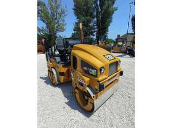 Walzen Caterpillar CB2.7: das Bild 5
