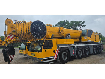 LIEBHERR Mobilkran