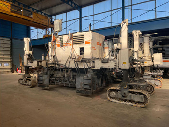 WIRTGEN Asphaltfertiger/ Straßenfertiger