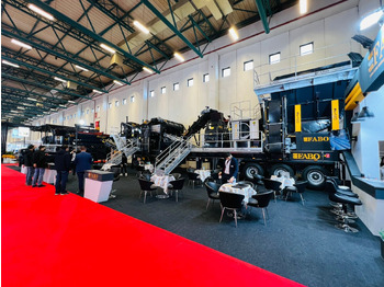 Mobile Brechanlage, Zustand - NEU FABO Mobile crusher: das Bild 4