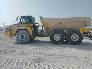 KOMATSU HM400 Knickgelenkter Dumper