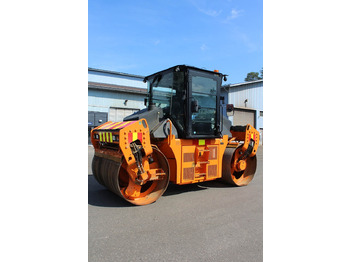 CATERPILLAR Straßenwalze