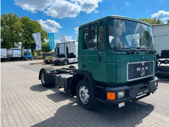 MAN 14.232 Sattelzugmaschine