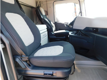 Sattelzugmaschine Ford F max ll 4x2 scab e6 12s2620: das Bild 5