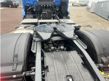 Sattelzugmaschine, Zustand - NEU Mercedes-Benz Actros 1843 LS 4x4 HAD Actros 1843 LS 4x4 HAD, HydroDrive, MirrorCam, MultimediaCockpit: das Bild 2