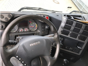 Sattelzugmaschine Stralis AS440S45 T/P 4x2 ONLY FOR SPAREPARTS!!! Stralis AS440S45 T/P 4x2 ActiveSpace: das Bild 2 Sattelzugmaschine Stralis AS440S45 T/P 4x2 ONLY FOR SPAREPARTS!!! Stralis AS440S45 T/P 4x2 ActiveSpace: das Bild 2