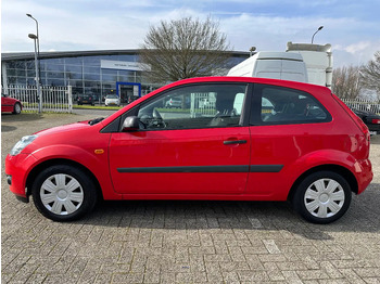 Schrägheck Ford Fiesta TDCi 1.4 + AIRCO + CARPLAY + REAR CAMERA + 194.511 KM: das Bild 2