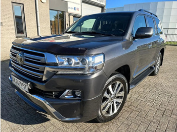TOYOTA Land Cruiser SUV/ Geländewagen