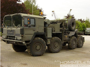 MAN Abschleppwagen