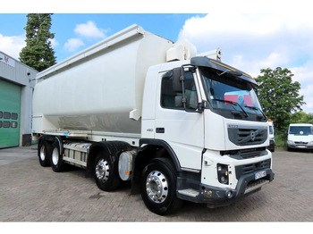 Tankwagen Volvo FMX 450 8x4 AUGER, radio control, 7 COMP. Full Volvo Service! . EXCELLENT condition: das Bild 3