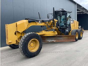 CATERPILLAR 140M Grader